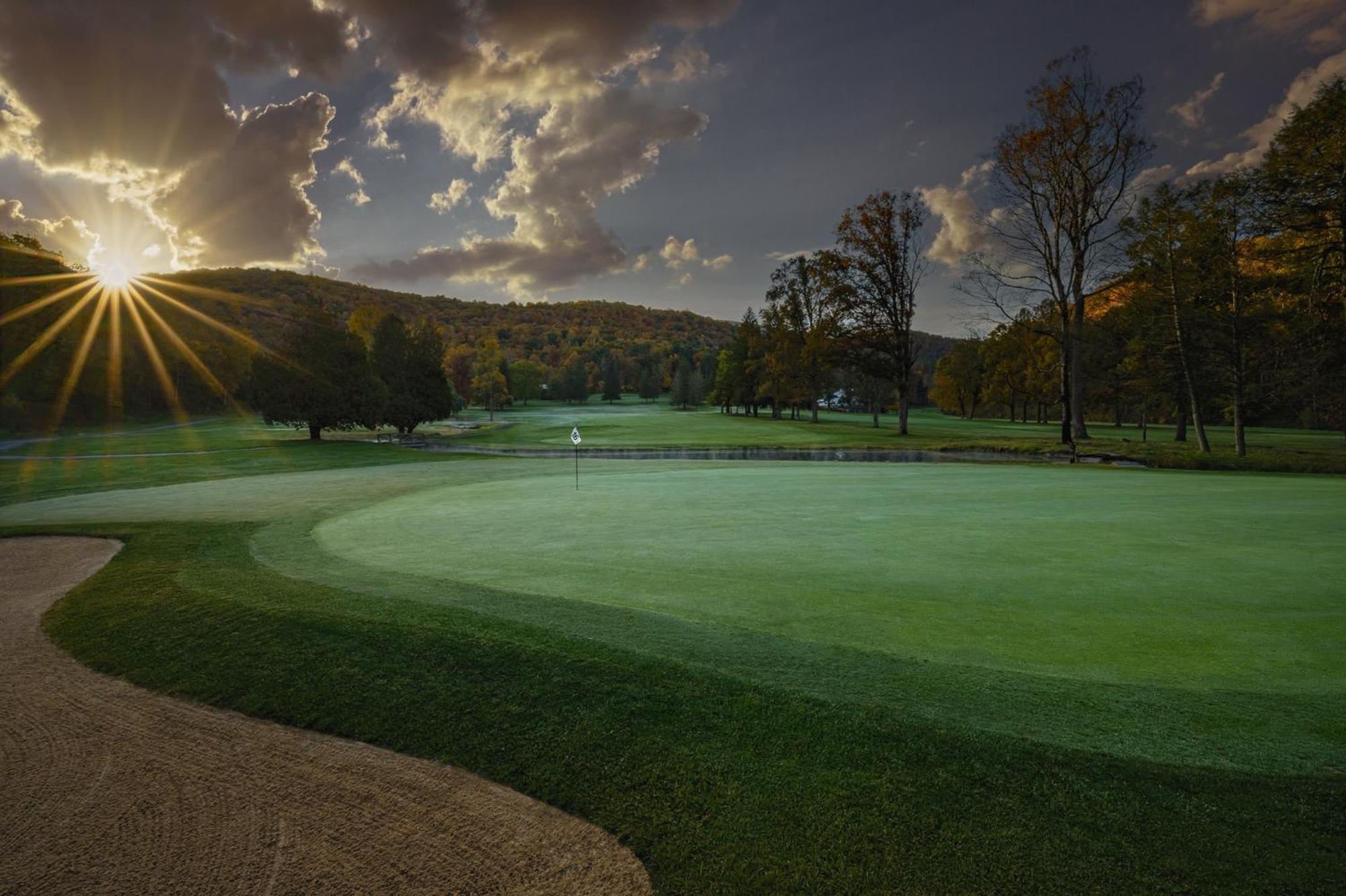 The Omni Homestead Resort & Spa Hot Springs Exterior foto